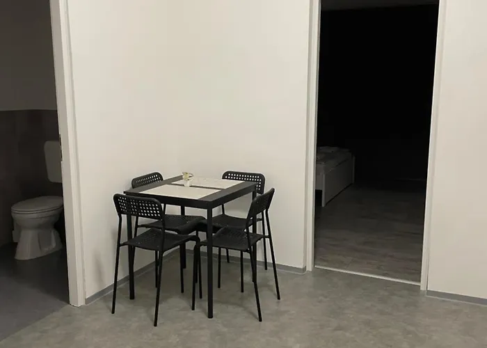 Kiss Vendeghaz 2-3 * Kaposvár